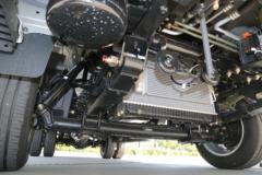 大运 129马力 3.28米排半栏板小卡(CGC1030BPD31F)