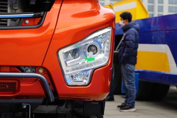 �����ؿ� ����H6000 400���� 8X4 6.5�׻�϶�����ж��ͼƬ