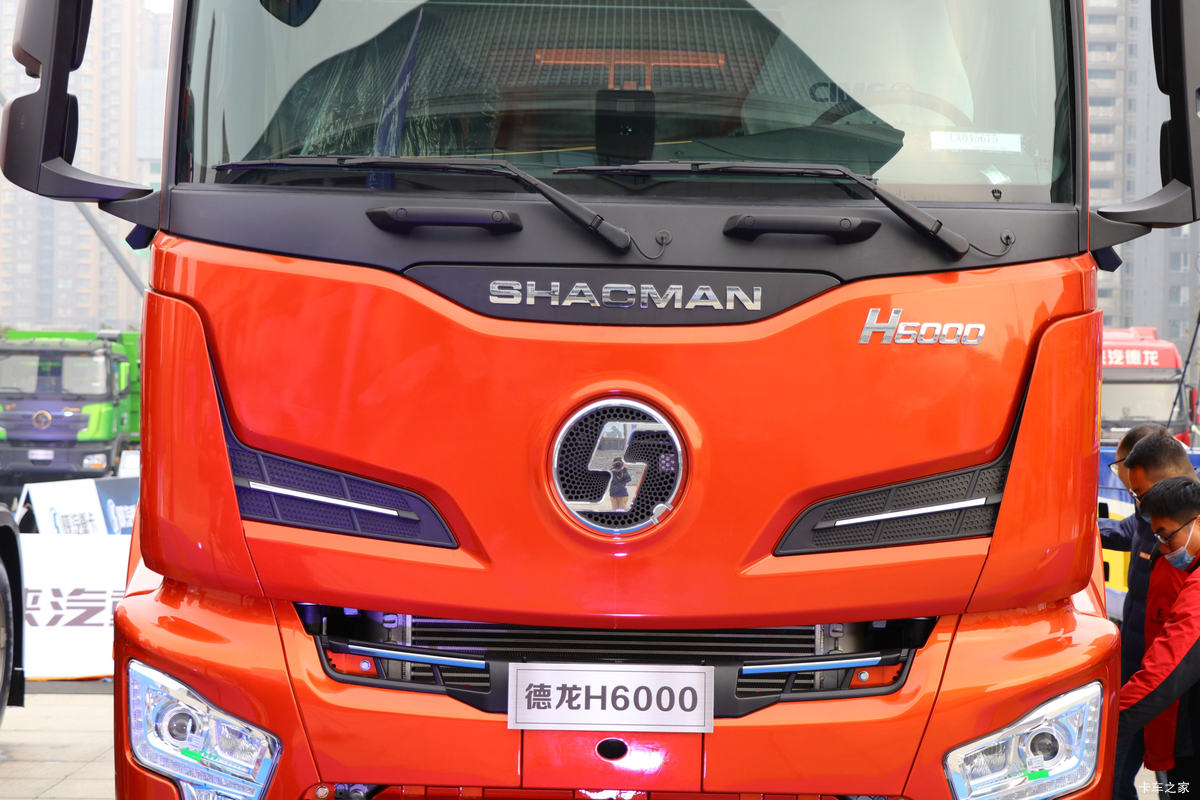 �����ؿ� ����H6000 400���� 8X4 6.5�׻�϶�����ж�����                                                