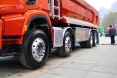 陕汽重卡 德龙H6000 400马力 8X4 6.5米混合动力自卸车