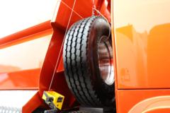 陕汽重卡 德龙H6000 400马力 8X4 6.5米混合动力自卸车