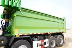 青岛解放 JH6重卡 430马力 8X4 6米自卸车