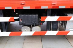 陕汽重卡 德龙L3000 245马力 4X2 随车吊(国六)(三一帕尔菲格牌)