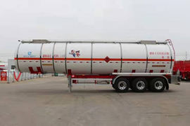13.75米系列&nbsp;罐式半挂车外观图片