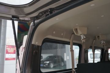 �������ͳ� ���M60 116���� 5�� 1.5L��ʽ���䳵(����)ͼƬ