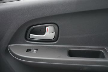 �������ͳ� ���M60 116���� 5�� 1.5L��ʽ���䳵(����)ͼƬ