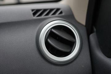 �������ͳ� ���M60 116���� 5�� 1.5L��ʽ���䳵(����)ͼƬ