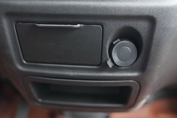 �������ͳ� ���M60 116���� 5�� 1.5L��ʽ���䳵(����)ͼƬ