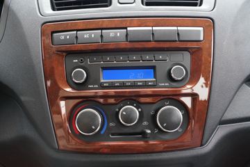 �������ͳ� ���M60 116���� 5�� 1.5L��ʽ���䳵(����)ͼƬ