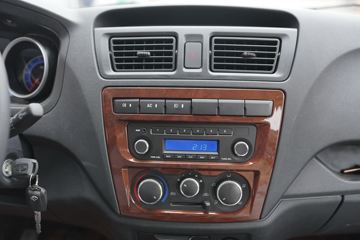 �������ͳ� ���M60 116���� 5�� 1.5L��ʽ���䳵(����)ͼƬ