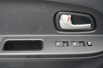 �������ͳ� ���M60 116���� 5�� 1.5L��ʽ���䳵(����)ͼƬ