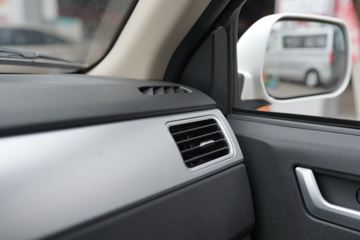 �������� ����F30 1.5L���� 116���� ˫�ų����Ƥ��(����)ͼƬ