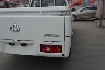 �������� ����F30 1.5L���� 116���� ˫�ų����Ƥ��(����)ͼƬ