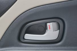 睿行M80&nbsp;VAN/轻客驾驶室图片