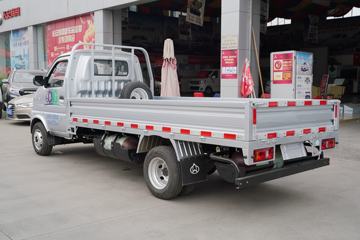 �������� ����T20 1.6L 105���� CNG 3.6�׵�������΢��ͼƬ