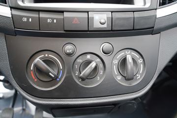 �������� ����T20 1.6L 105���� CNG 3.6�׵�������΢��ͼƬ