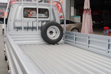 �������� ����T20 1.6L 105���� CNG 3.6�׵�������΢��ͼƬ