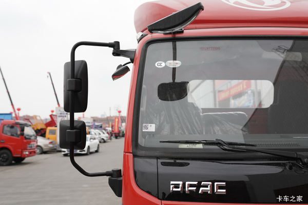 多利卡D6载货车郑州市火热促销中 让利高达0.6万