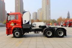陕汽重卡 德龙M3000S 6X4 纯电动牵引车