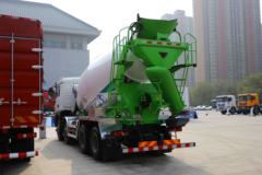 陕汽重卡 德龙M3000S 340马力 8X4 混凝土搅拌运输车(凌宇牌)(CLY5314GJB30E55)