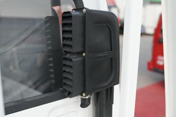 �ƿ�ŷ�� С���� 1.6L 105���� ����/CNG 3.63�׵�������΢��(����)ͼƬ