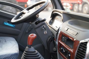 �ƿ�ŷ�� С���� 1.6L 105���� ����/CNG 3.63�׵�������΢��(����)ͼƬ