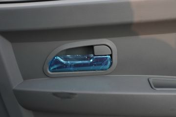 �ƿ�ŷ�� С���� 1.6L 105���� ����/CNG 3.63�׵�������΢��(����)ͼƬ