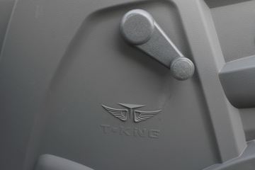 �ƿ�ŷ�� С���� 1.6L 105���� ����/CNG 3.63�׵�������΢��(����)ͼƬ