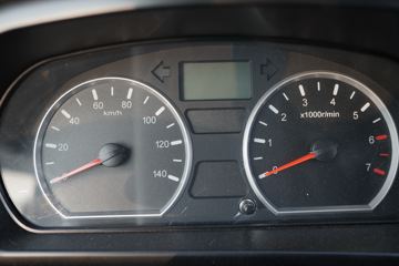 �ƿ�ŷ�� С���� 1.6L 105���� ����/CNG 3.63�׵�������΢��(����)ͼƬ