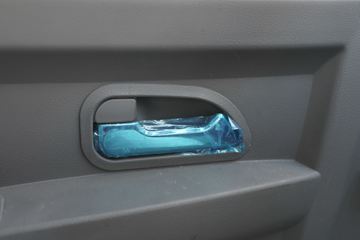 �ƿ�ŷ�� С���� 1.6L 105���� ����/CNG 3.63�׵�������΢��(����)ͼƬ