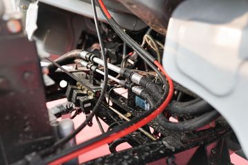 �ƿ�ŷ�� С���� 1.6L 105���� ����/CNG 3.63�׵�������΢��(����)ͼƬ