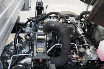 �ƿ�ŷ�� С���� 1.6L 105���� ����/CNG 3.63�׵�������΢��(����)ͼƬ