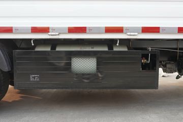 �ƿ�ŷ�� С���� 1.6L 105���� ����/CNG 3.63�׵�������΢��(����)ͼƬ