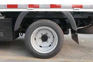 �ƿ�ŷ�� С���� 1.6L 105���� ����/CNG 3.63�׵�������΢��(����)ͼƬ