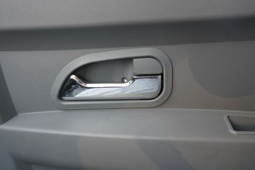 �ƿ�ŷ�� С���� 1.6L 105���� ����/CNG 3.48���Ű�����΢��ͼƬ