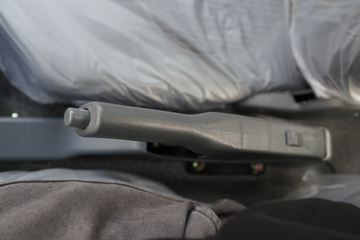 �ƿ�ŷ�� С���� 1.6L 105���� ����/CNG 3.48���Ű�����΢��ͼƬ