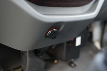 �ƿ�ŷ�� С���� 1.6L 105���� ����/CNG 3.48���Ű�����΢��ͼƬ