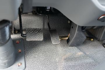 �ƿ�ŷ�� С���� 1.6L 105���� ����/CNG 3.48���Ű�����΢��ͼƬ