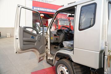 �ƿ�ŷ�� С���� 1.6L 105���� ����/CNG 3.48���Ű�����΢��ͼƬ