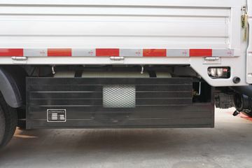 �ƿ�ŷ�� С���� 1.6L 105���� ����/CNG 3.48���Ű�����΢��ͼƬ