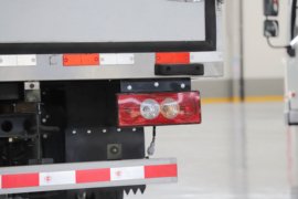 驭通&nbsp;电动冷藏车上装图片