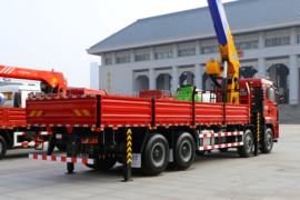 德龙M3000S&nbsp;随车吊外观图片