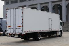 陕汽 德龙M6000 336马力 4X2 中置轴列车