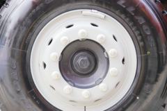 陕汽重卡 德龙M3000S 城建标准版 400马力 8X4 5.6米自卸车(SX3310MB246)
