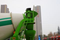 陕汽重卡 德龙M6000 350马力 8X4 混凝土搅拌车(SX5319GJBKR306)