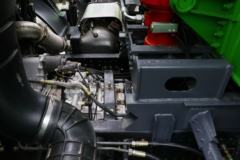 陕汽重卡 德龙X3000 城建标准版 400马力 8X4 5.6米自卸车(国六)(SX33195C276)