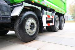 陕汽重卡 德龙X3000 城建标准版 400马力 8X4 5.6米自卸车(国六)(SX33195C276)