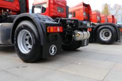 陕汽重卡 德龙X5000 超值版 460马力 4X2 牵引车(国六)(SX41894X381)