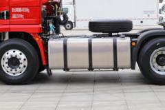 陕汽重卡 德龙X5000 460马力 6X4 牵引车(国六)