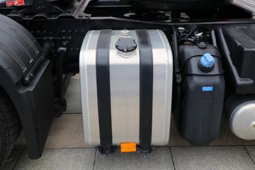 �����ؿ� ����X6000 430���� 4X2 �Զ���ʻǣ����ͼƬ
